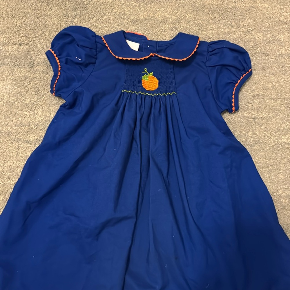 Smocked Giraffe, Halloween dress , 3T